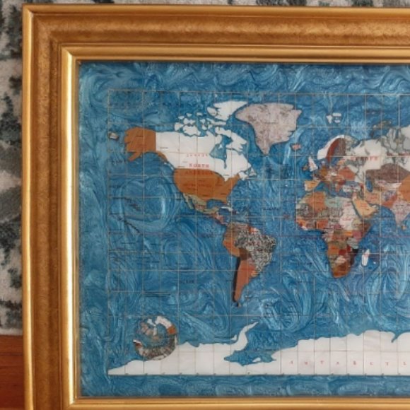 Gemstone World Map - Picture 1 of 7